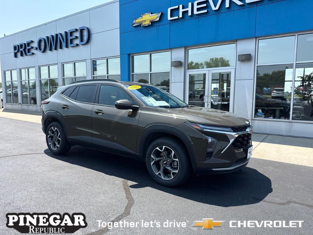 used 2024 Chevrolet Trax car, priced at $22,988