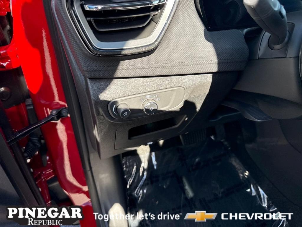 new 2026 Chevrolet TrailBlazer car, priced at $25,979