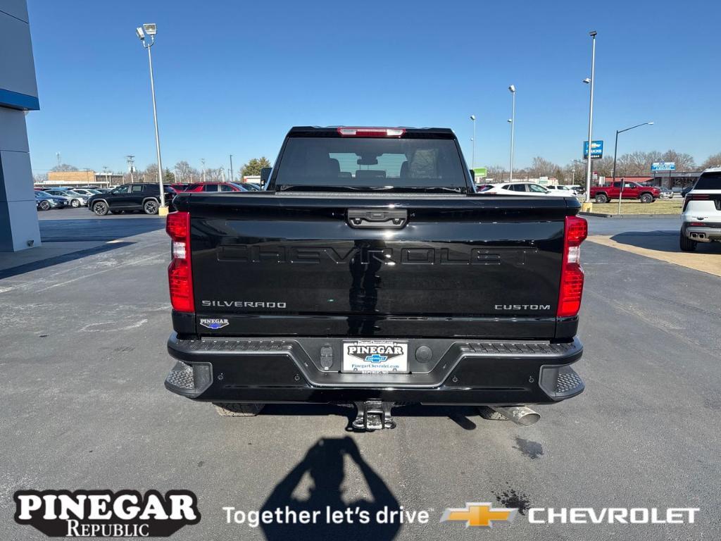 new 2025 Chevrolet Silverado 2500 car, priced at $55,100