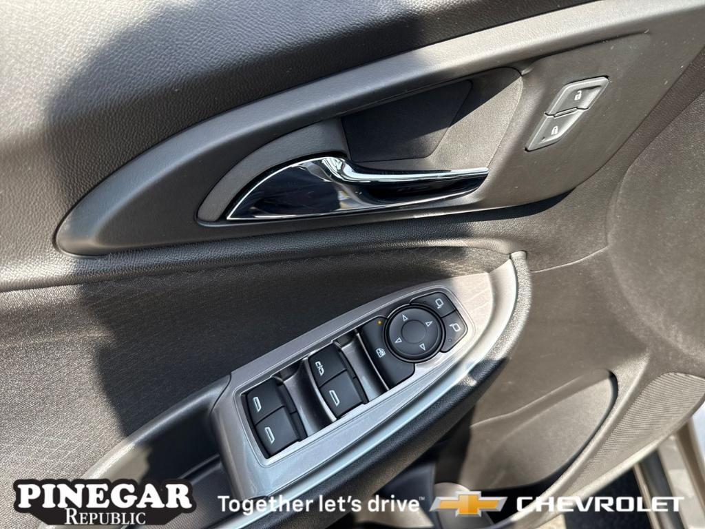 used 2024 Chevrolet Malibu car, priced at $21,688