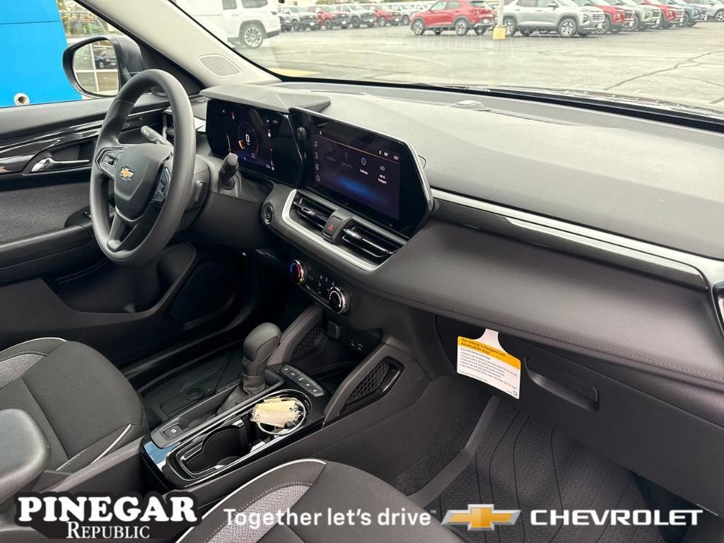 new 2026 Chevrolet TrailBlazer car, priced at $25,309