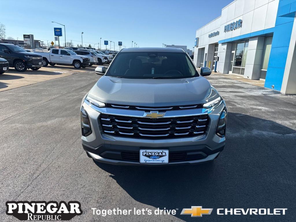 new 2025 Chevrolet Equinox car, priced at $28,495