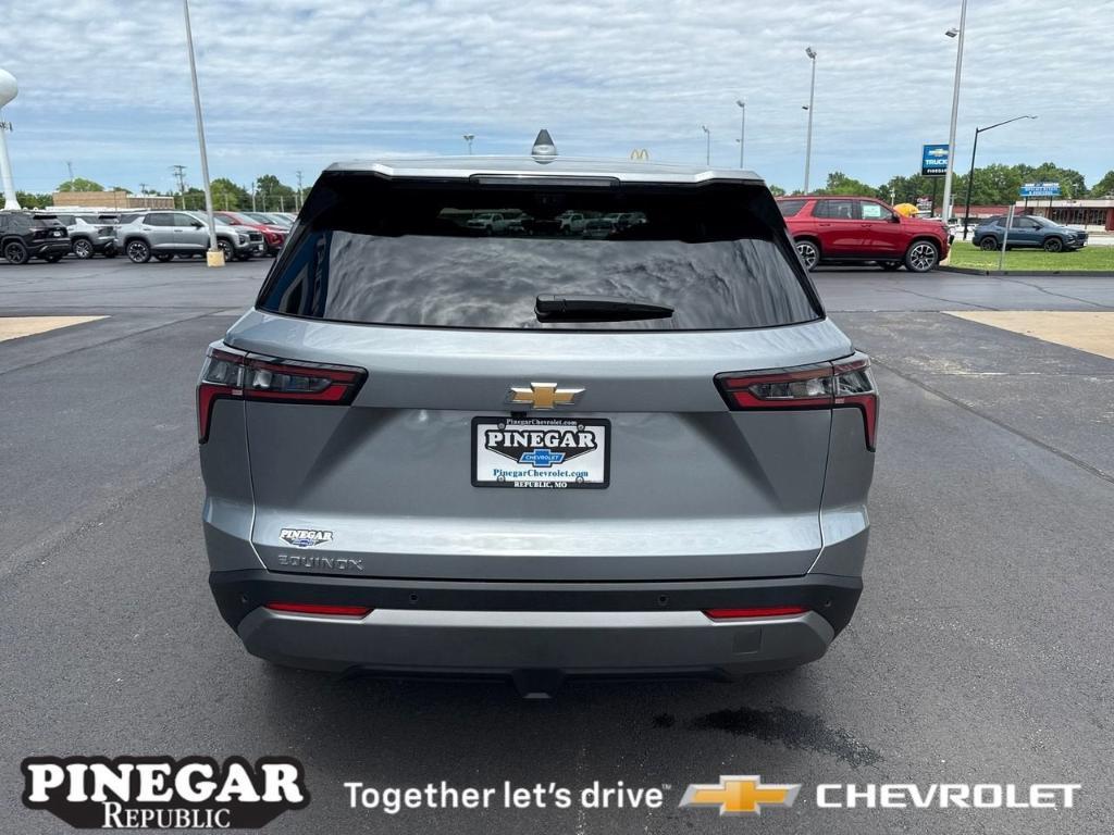 new 2026 Chevrolet Equinox car, priced at $32,295