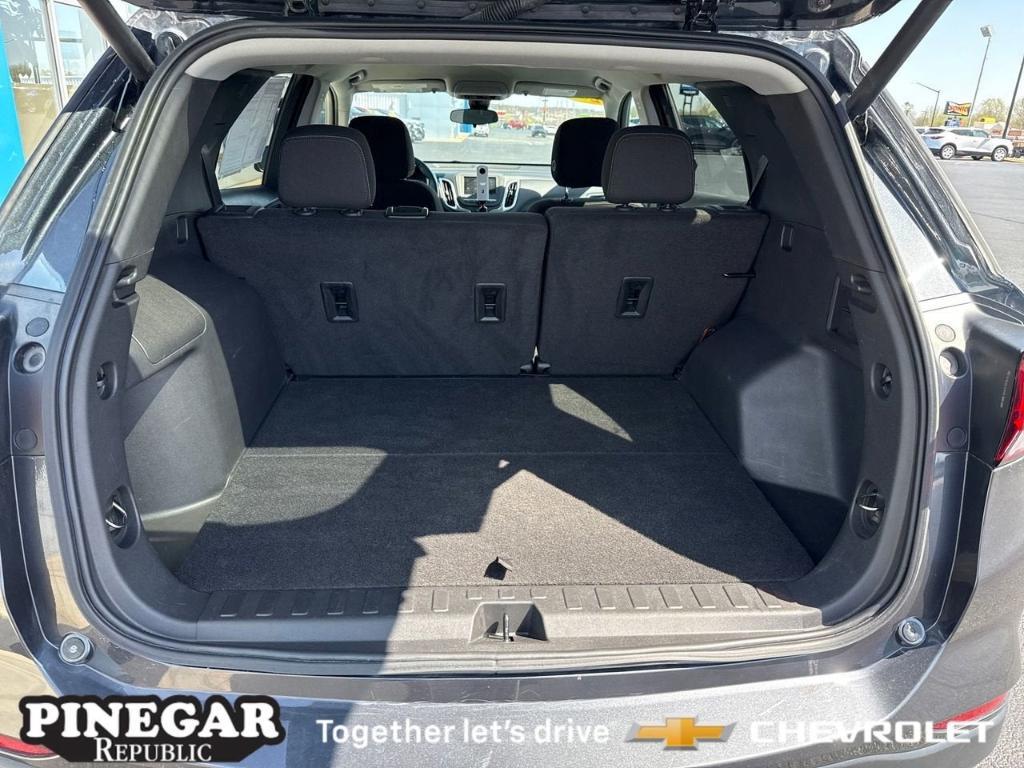 used 2023 Chevrolet Equinox car, priced at $22,497