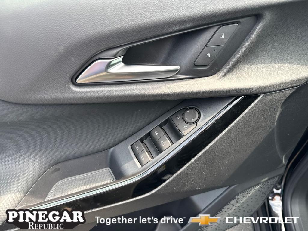 new 2026 Chevrolet Equinox car, priced at $30,845