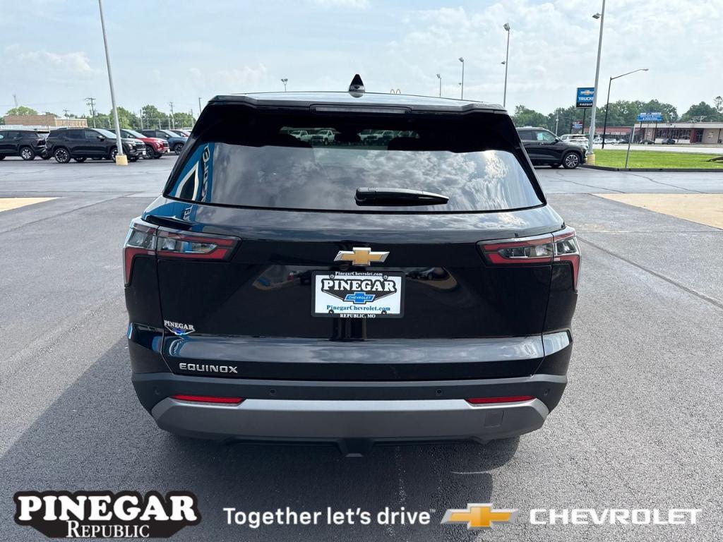 new 2026 Chevrolet Equinox car, priced at $30,845