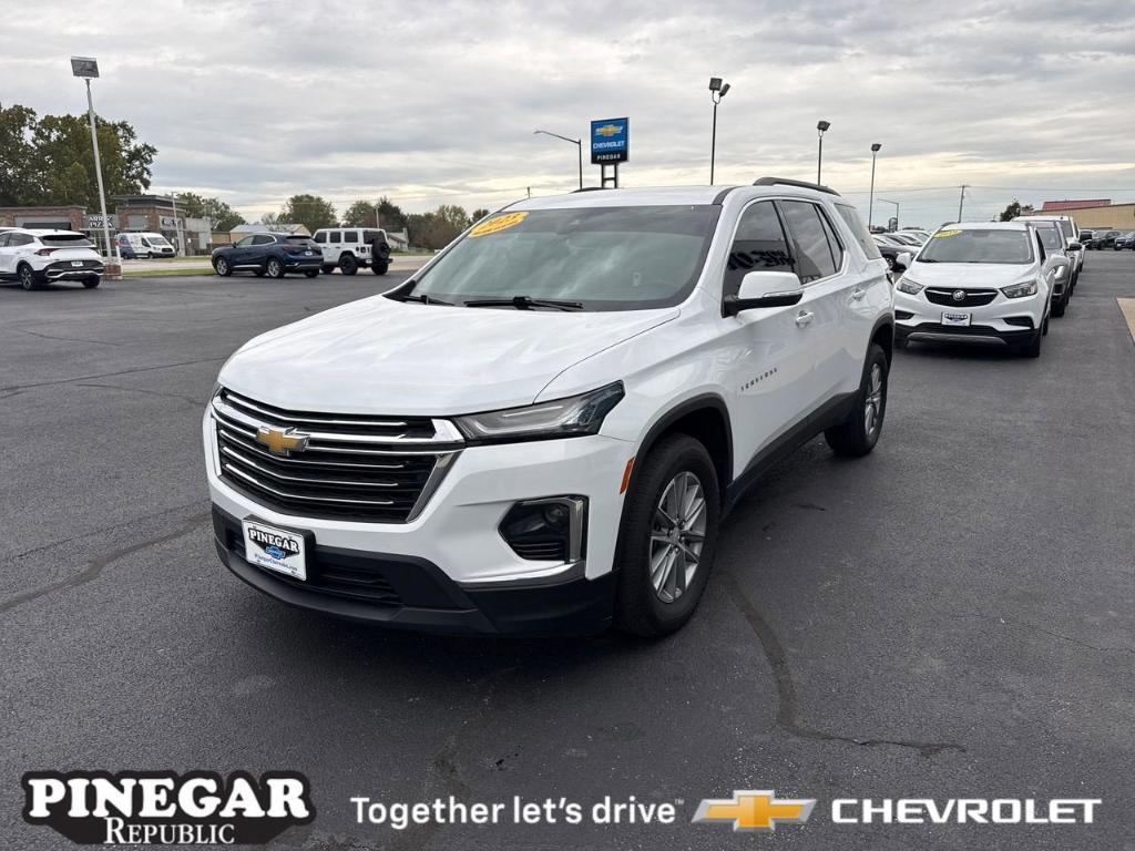 used 2023 Chevrolet Traverse car, priced at $29,639