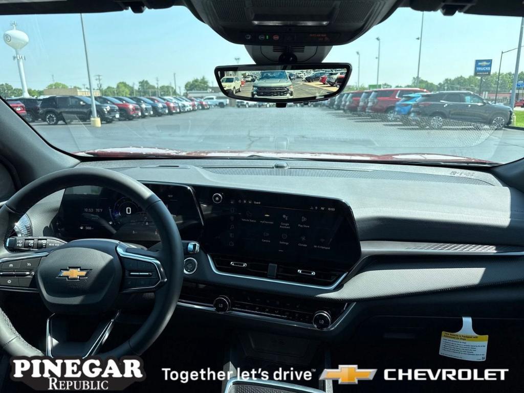new 2026 Chevrolet Equinox car, priced at $32,490