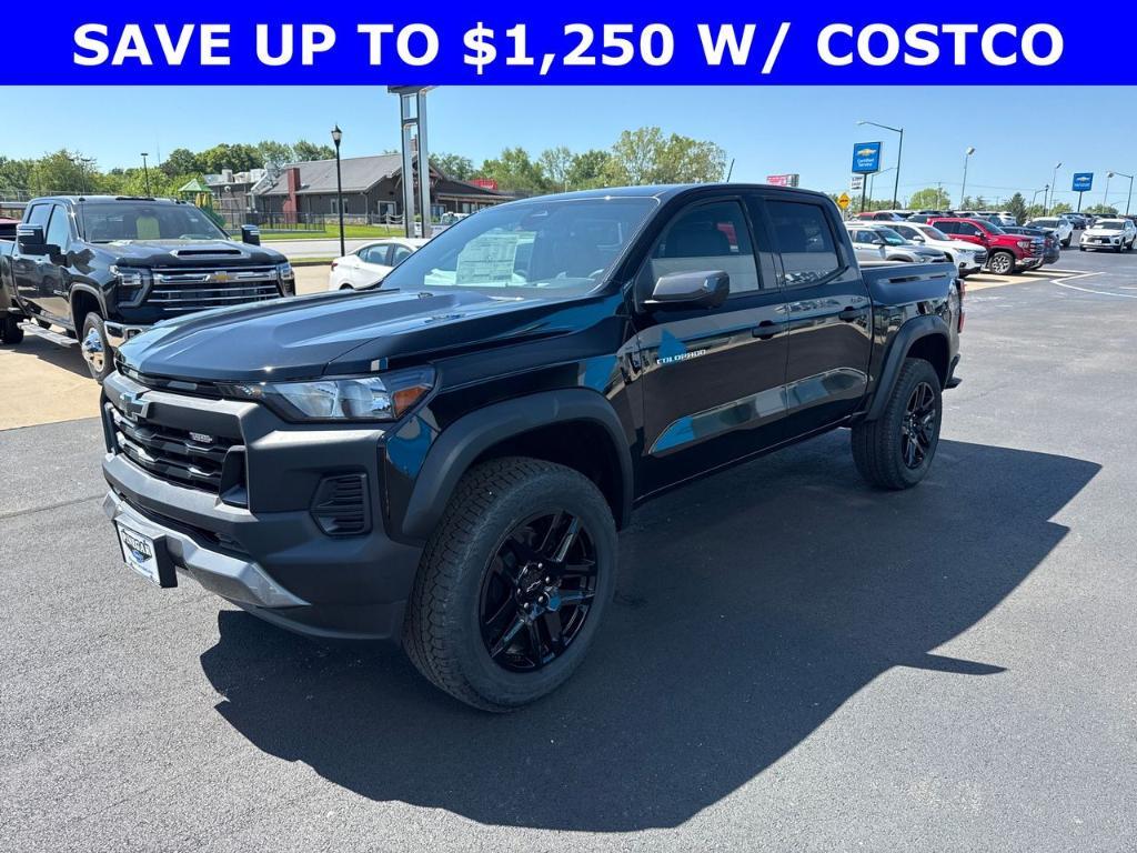 new 2025 Chevrolet Colorado car, priced at $44,095