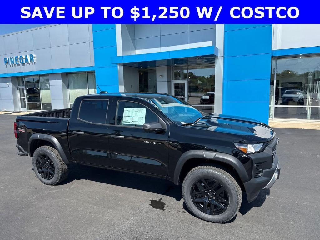 new 2025 Chevrolet Colorado car, priced at $44,095