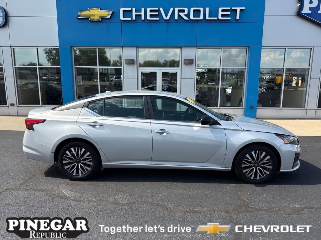 used 2024 Nissan Altima car, priced at $21,820