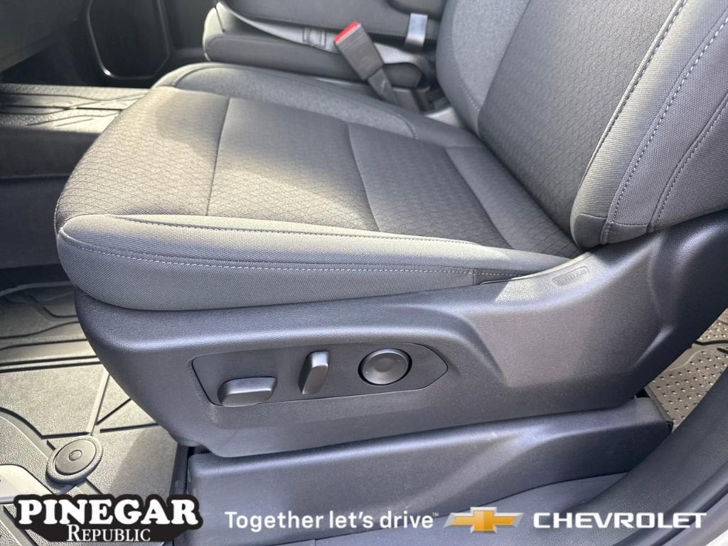 new 2026 Chevrolet Silverado 3500 car, priced at $71,280