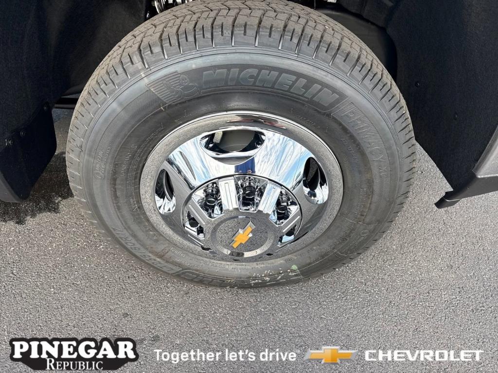 new 2026 Chevrolet Silverado 3500 car, priced at $71,280