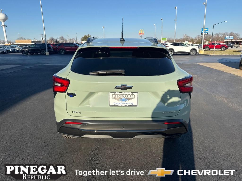 new 2025 Chevrolet Trax car, priced at $24,940