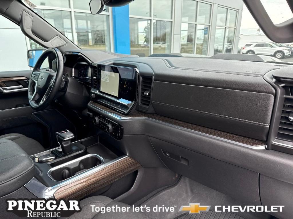 used 2023 Chevrolet Silverado 1500 car, priced at $42,925