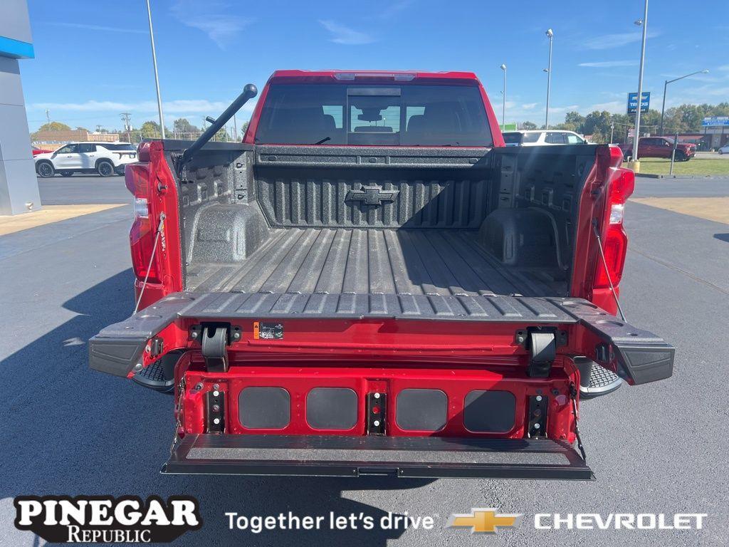 new 2025 Chevrolet Silverado 1500 car, priced at $59,995