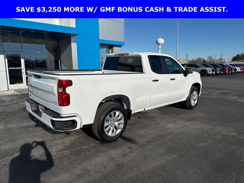 new 2025 Chevrolet Silverado 1500 car, priced at $38,640