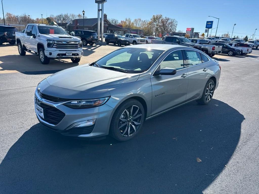 new 2025 Chevrolet Malibu car, priced at $25,270