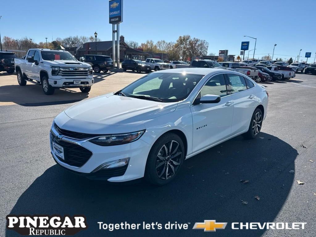 new 2025 Chevrolet Malibu car, priced at $25,295