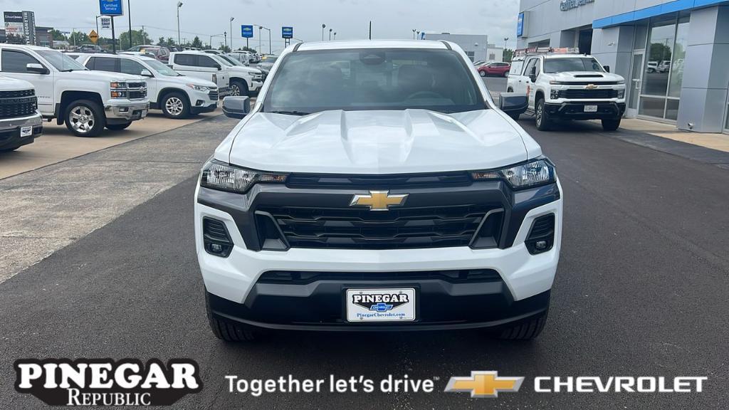 new 2024 Chevrolet Colorado car, priced at $33,915