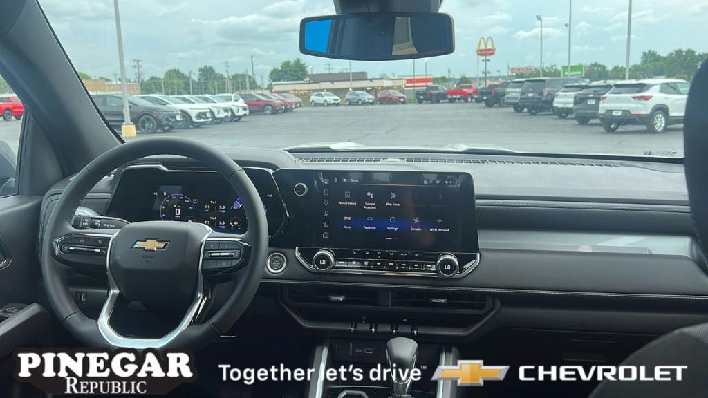 new 2024 Chevrolet Colorado car, priced at $33,915