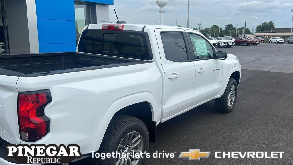 new 2024 Chevrolet Colorado car, priced at $33,915