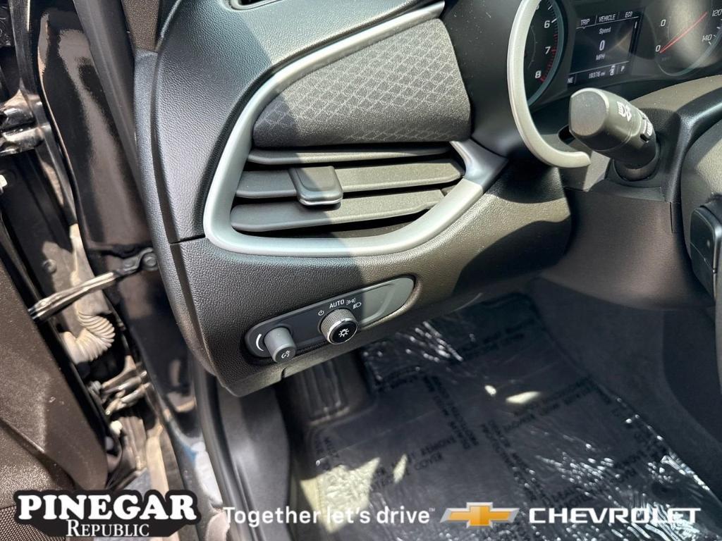 used 2024 Chevrolet Malibu car, priced at $20,647