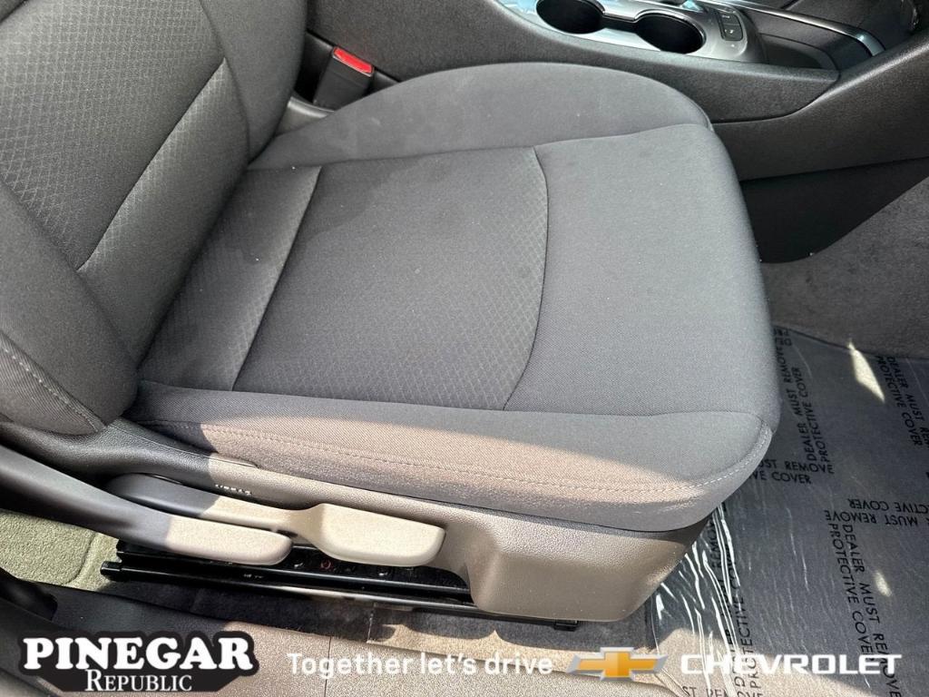 used 2024 Chevrolet Malibu car, priced at $20,647