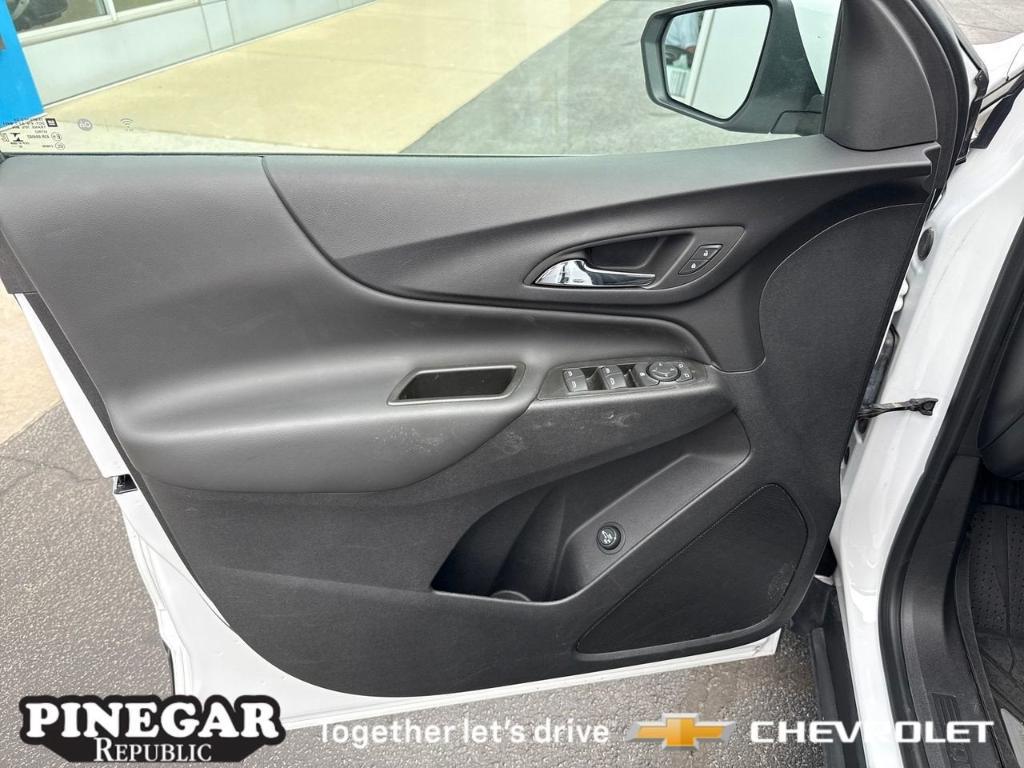 used 2023 Chevrolet Equinox car, priced at $22,348