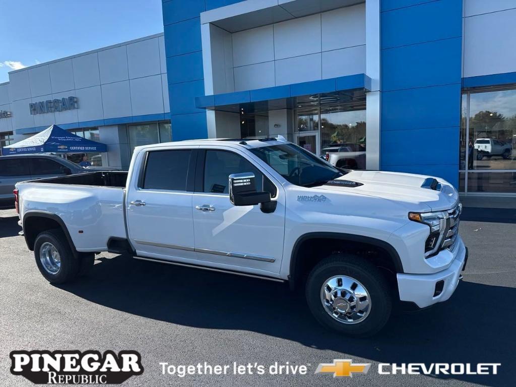 new 2025 Chevrolet Silverado 3500 car, priced at $88,675