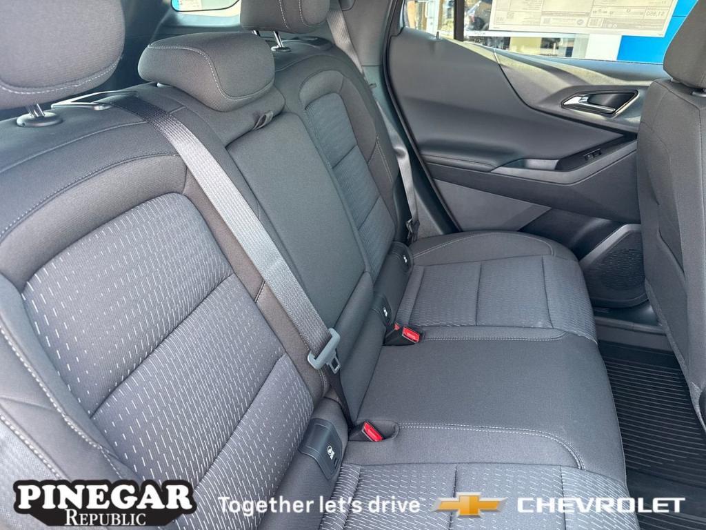 new 2026 Chevrolet Equinox car, priced at $29,470