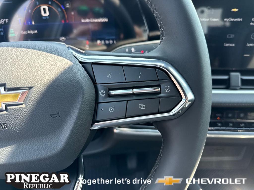 new 2026 Chevrolet Equinox car, priced at $33,780
