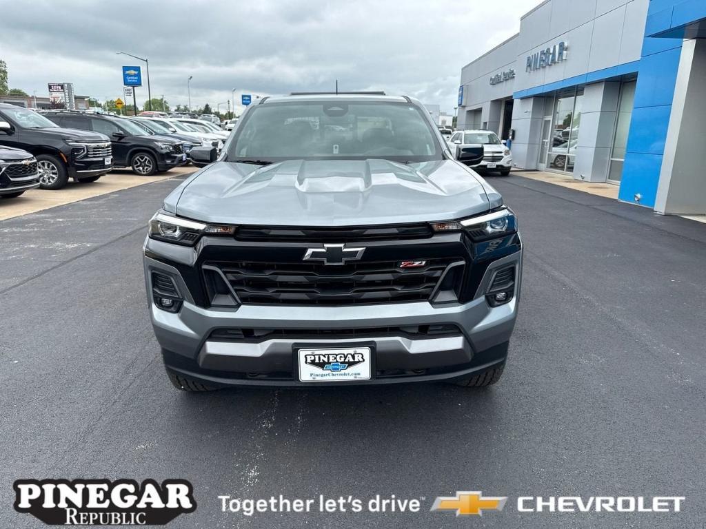 new 2025 Chevrolet Colorado car, priced at $50,215