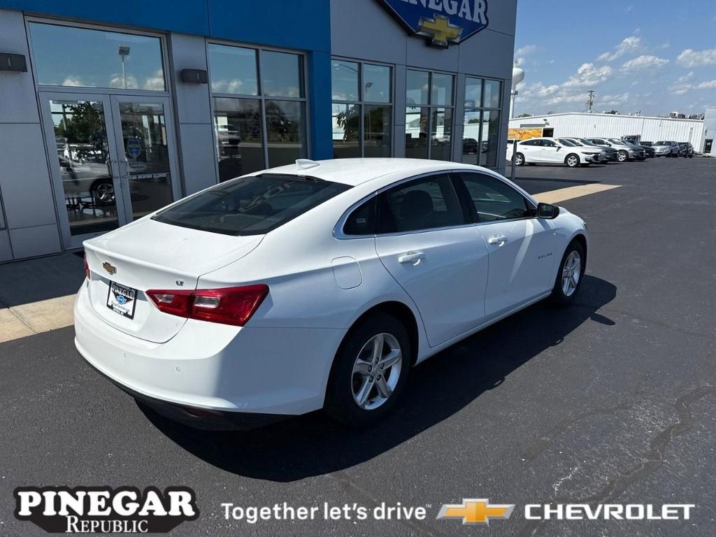 used 2024 Chevrolet Malibu car, priced at $19,483