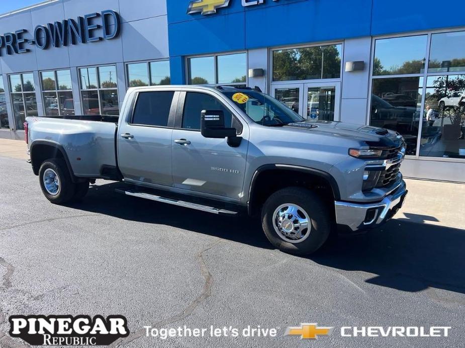 used 2024 Chevrolet Silverado 3500 car, priced at $61,926