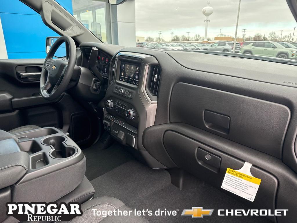 new 2025 Chevrolet Silverado 1500 car, priced at $41,470