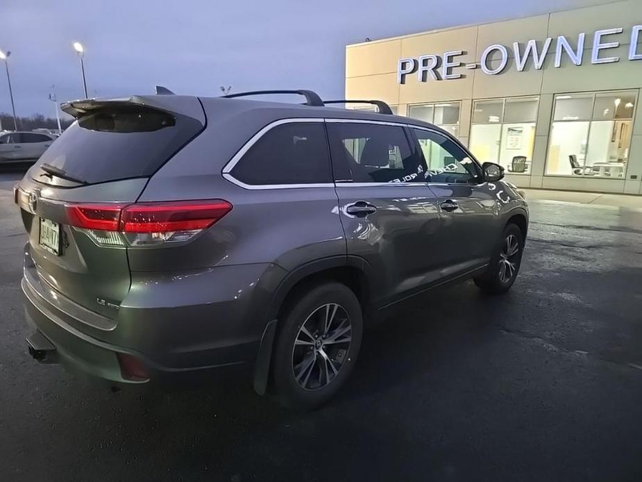 used 2018 Toyota Highlander car, priced at $24,360