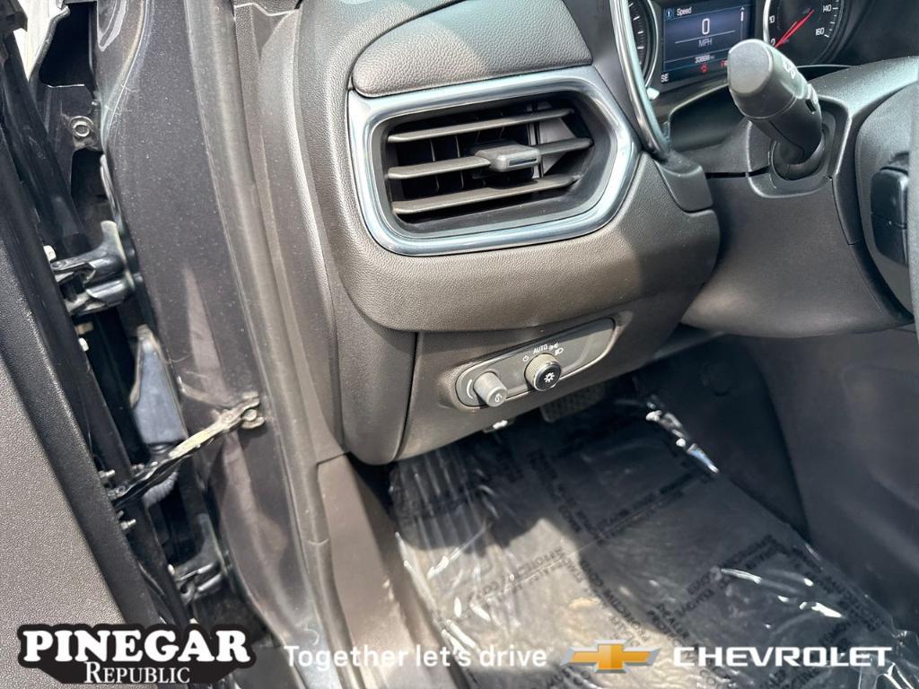 used 2023 Chevrolet Equinox car, priced at $22,864