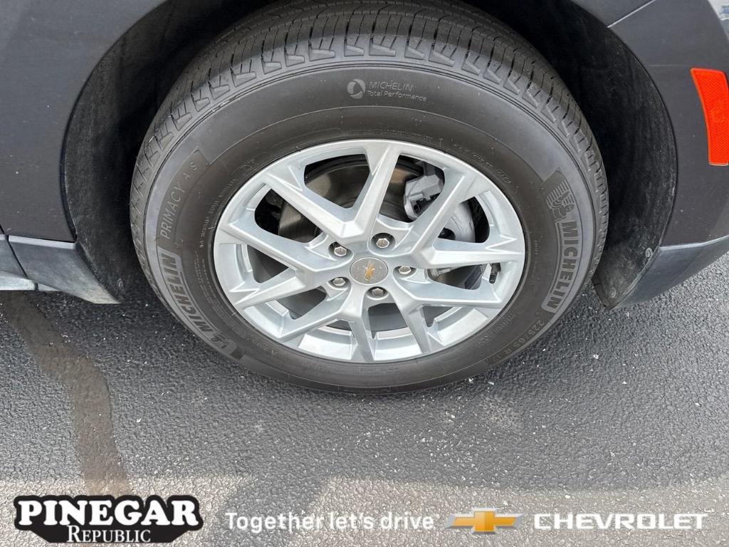 used 2023 Chevrolet Equinox car, priced at $22,864