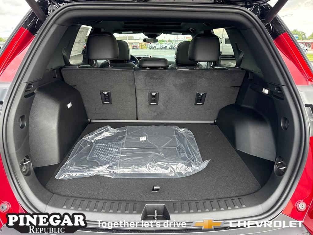 new 2026 Chevrolet Equinox car, priced at $34,585