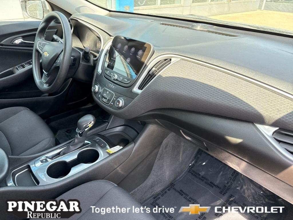 used 2024 Chevrolet Malibu car, priced at $20,424