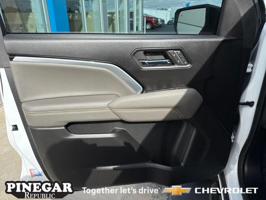 used 2024 Chevrolet Colorado car, priced at $48,809