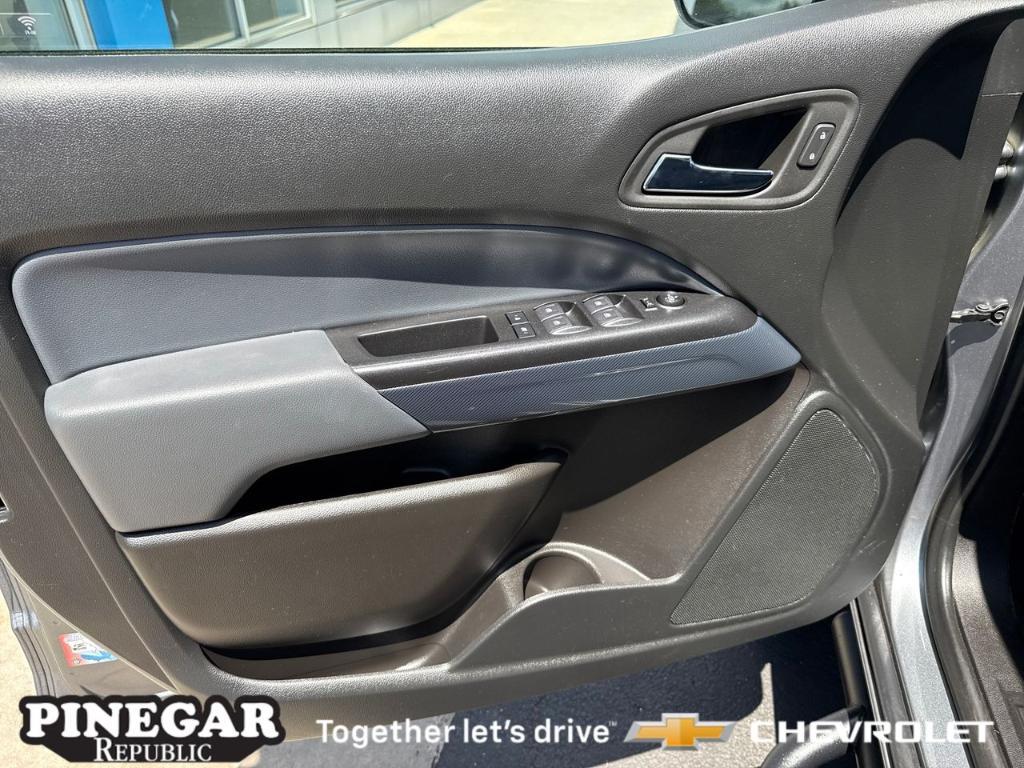 used 2022 Chevrolet Colorado car, priced at $34,884