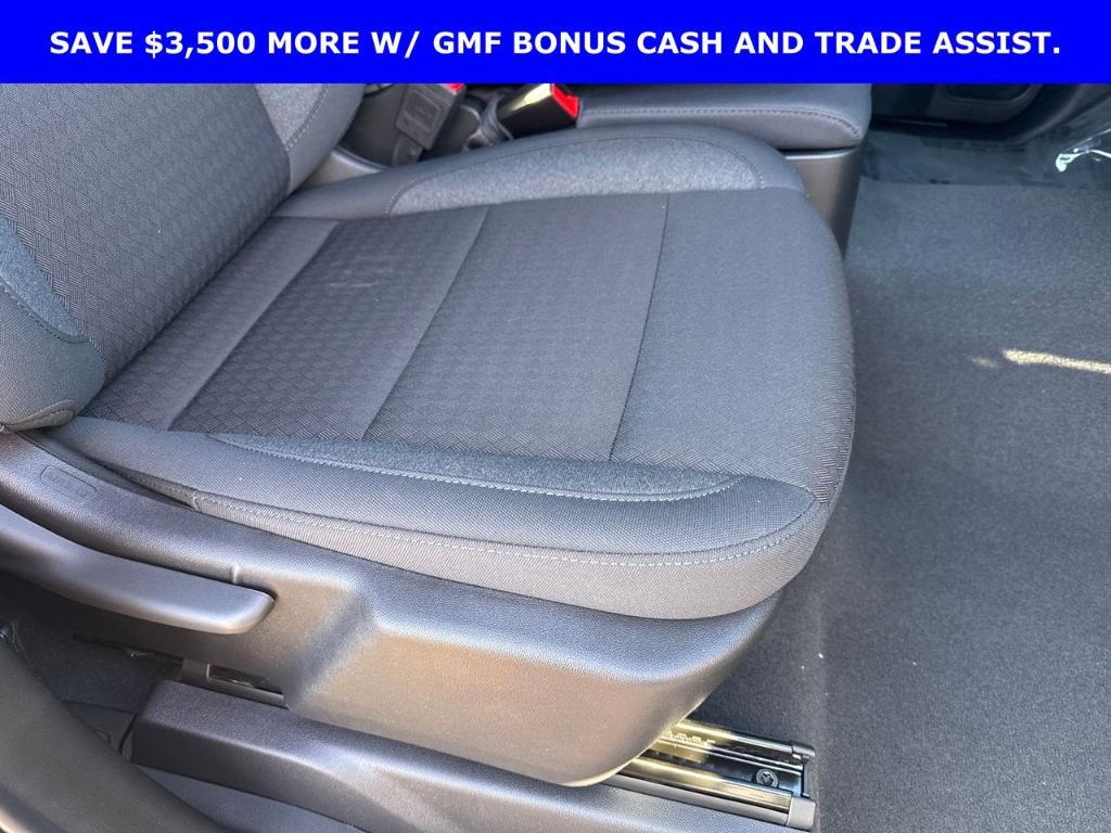 new 2025 Chevrolet Silverado 1500 car, priced at $38,640