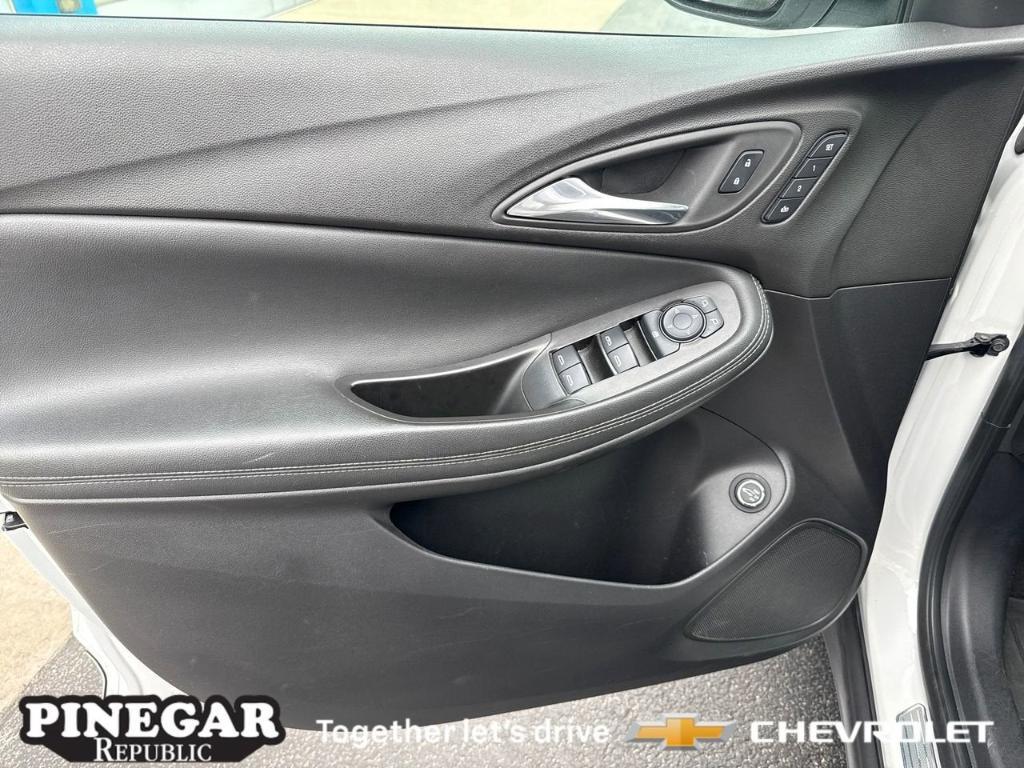 used 2023 Buick Encore GX car, priced at $21,501