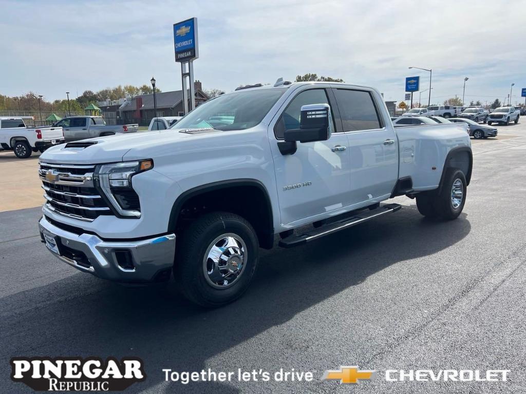 new 2025 Chevrolet Silverado 3500 car, priced at $77,820