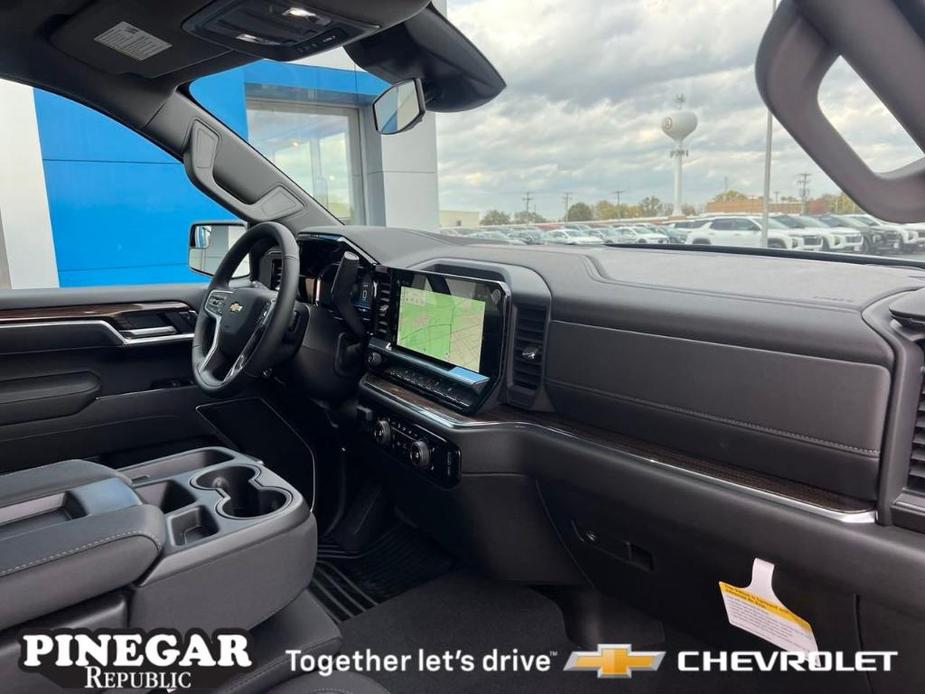 new 2025 Chevrolet Silverado 1500 car, priced at $46,895