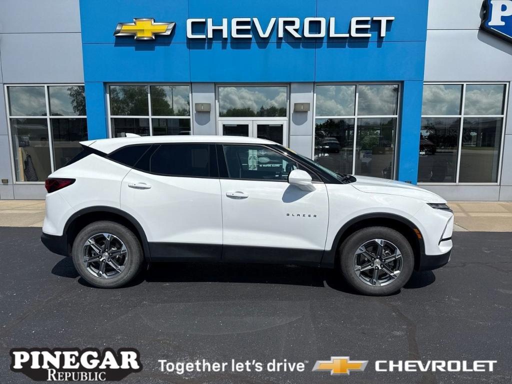 used 2023 Chevrolet Blazer car, priced at $26,987