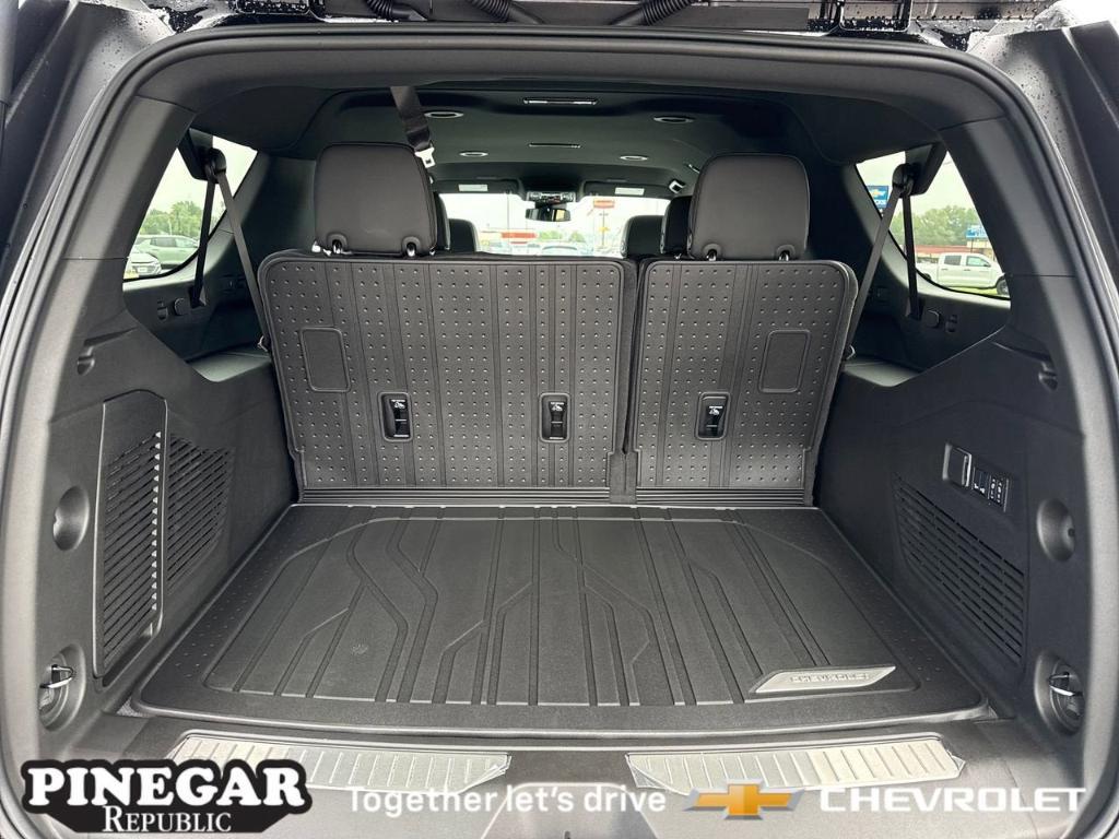 new 2026 Chevrolet Suburban car, priced at $79,490