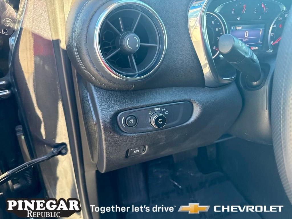 used 2021 Chevrolet Blazer car, priced at $22,923